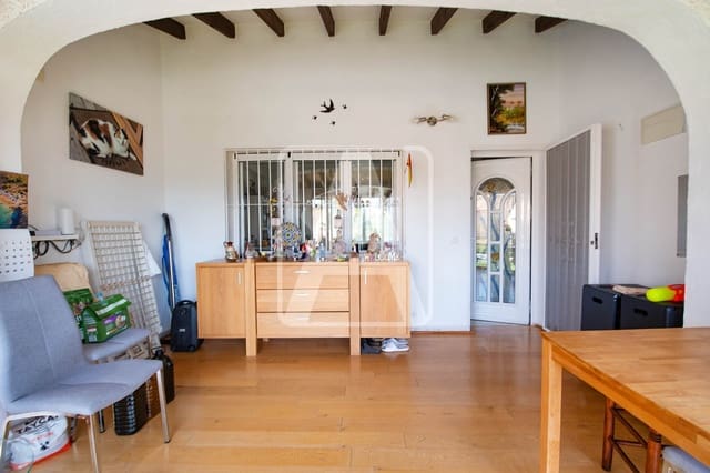 5 soveværelse Villa til salg i Calpe / Calp med swimmingpool garage - € 480.000 (Ref: 9363388)