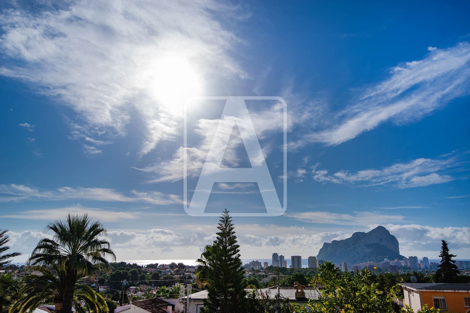 4 sypialnia Willa na sprzedaż w Calpe / Calp z basenem garażem - 575 000 € (Ref: 9374568)