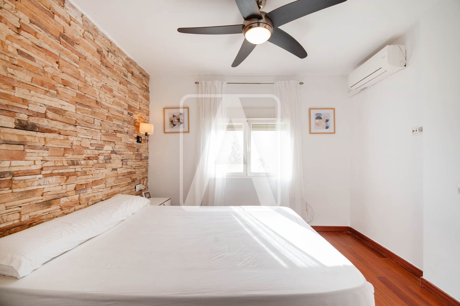 4 sypialnia Willa na sprzedaż w Calpe / Calp z basenem garażem - 575 000 € (Ref: 9374568)