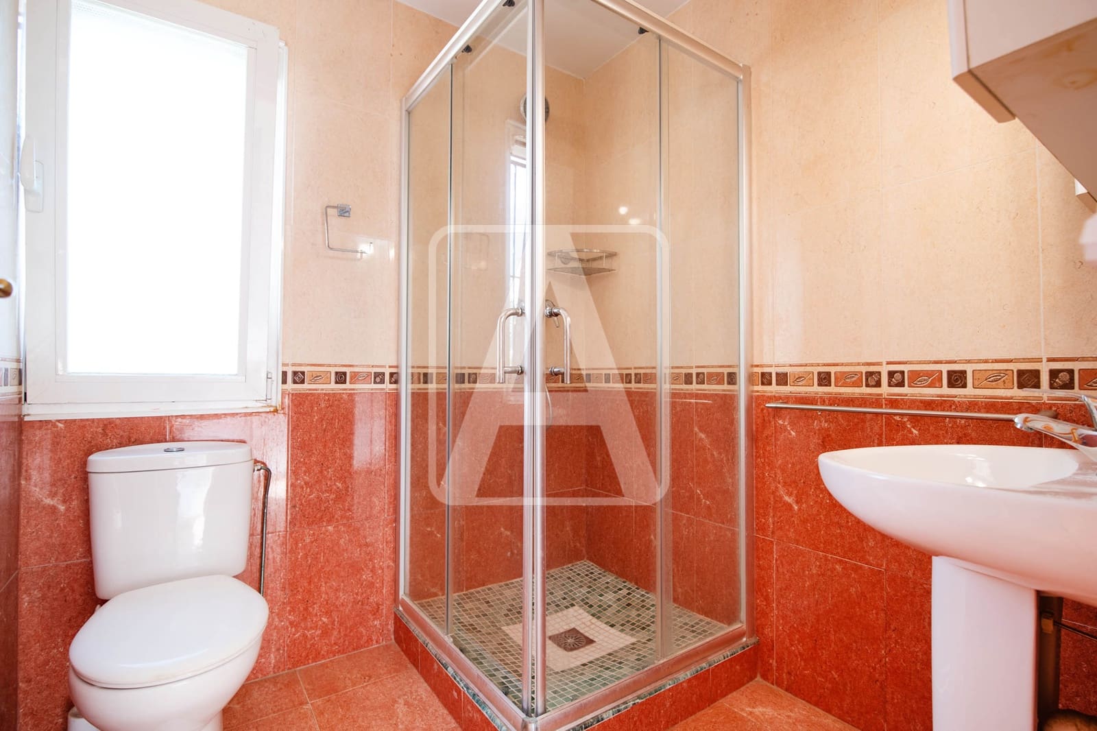 4 sypialnia Willa na sprzedaż w Calpe / Calp z basenem garażem - 575 000 € (Ref: 9374568)