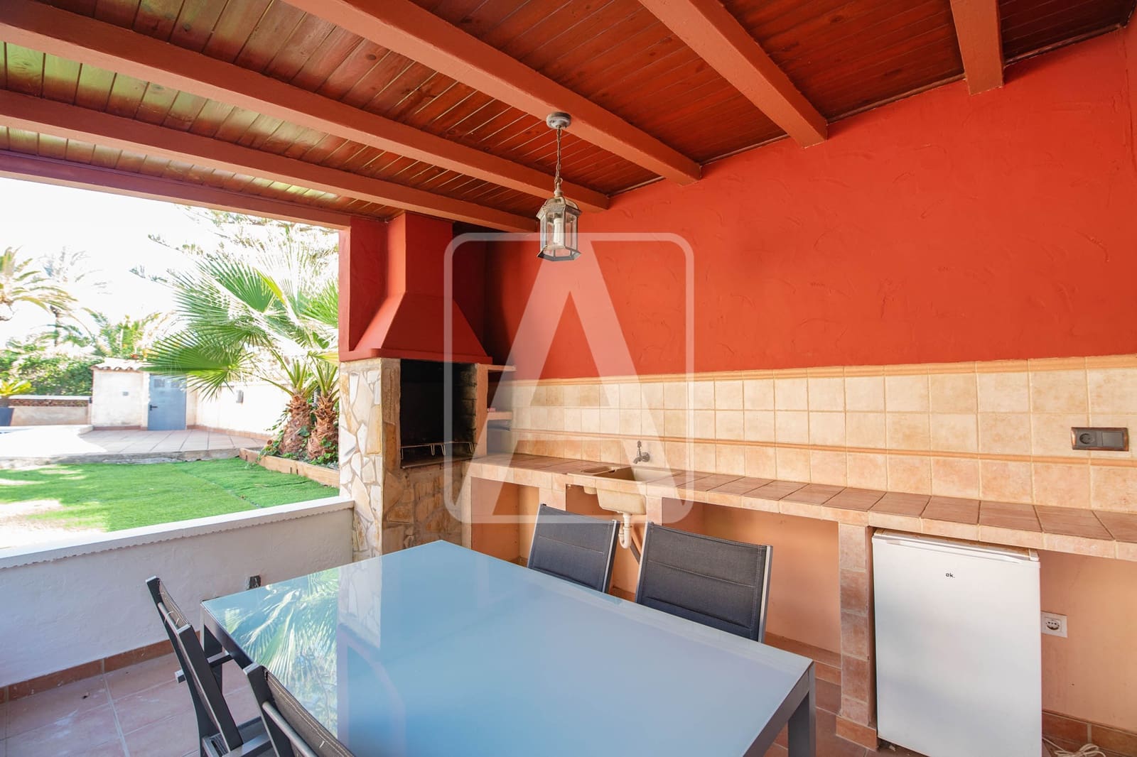 4 sypialnia Willa na sprzedaż w Calpe / Calp z basenem garażem - 575 000 € (Ref: 9374568)