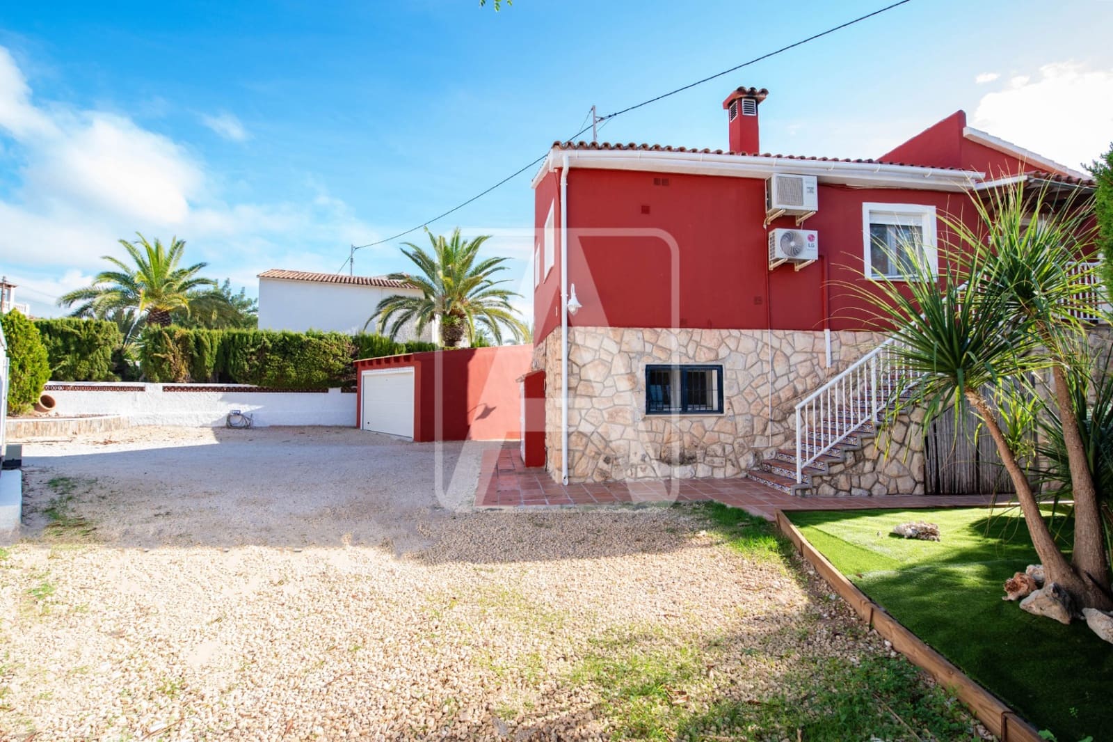 4 sypialnia Willa na sprzedaż w Calpe / Calp z basenem garażem - 575 000 € (Ref: 9374568)