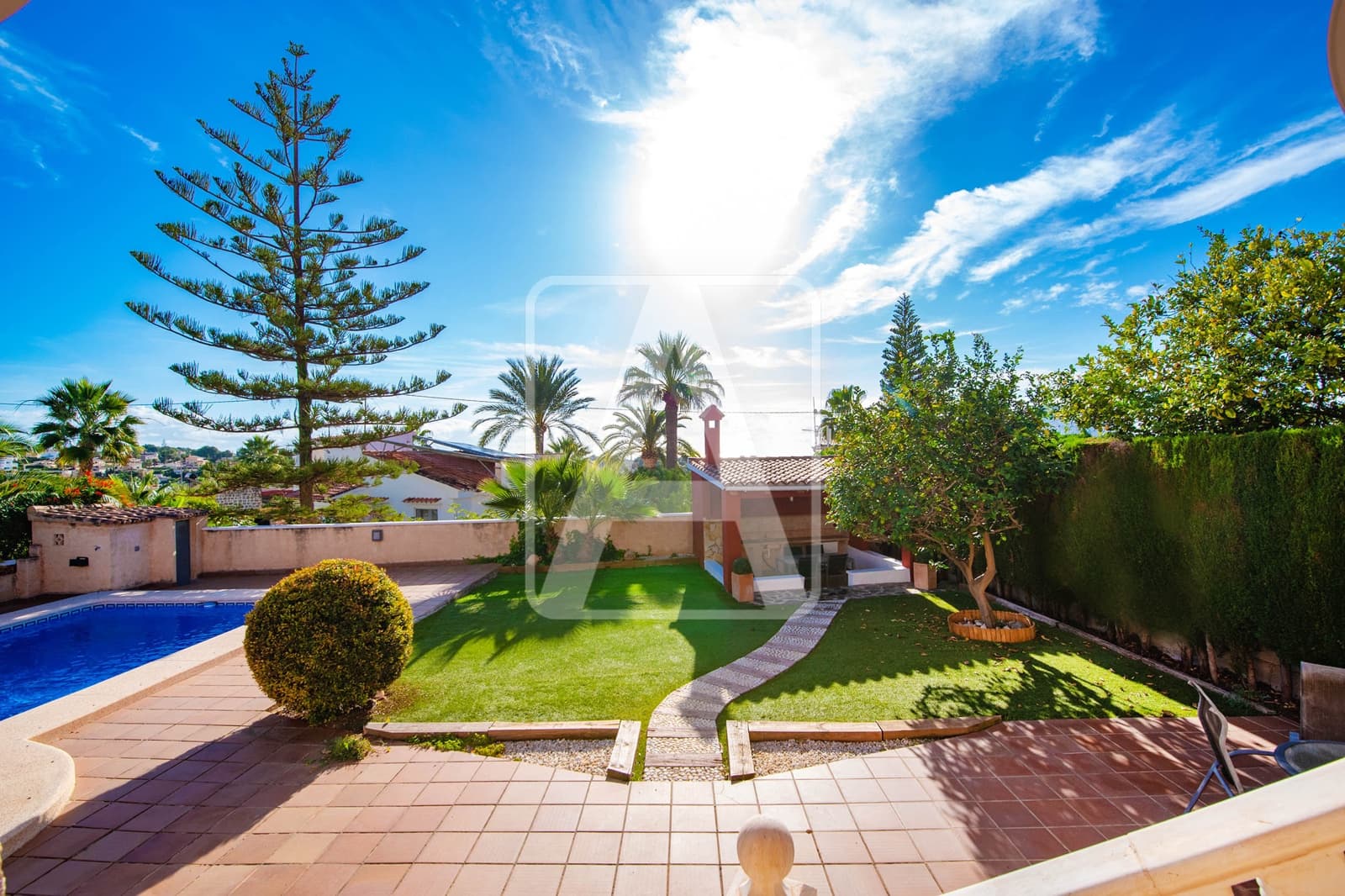 4 sypialnia Willa na sprzedaż w Calpe / Calp z basenem garażem - 575 000 € (Ref: 9374568)