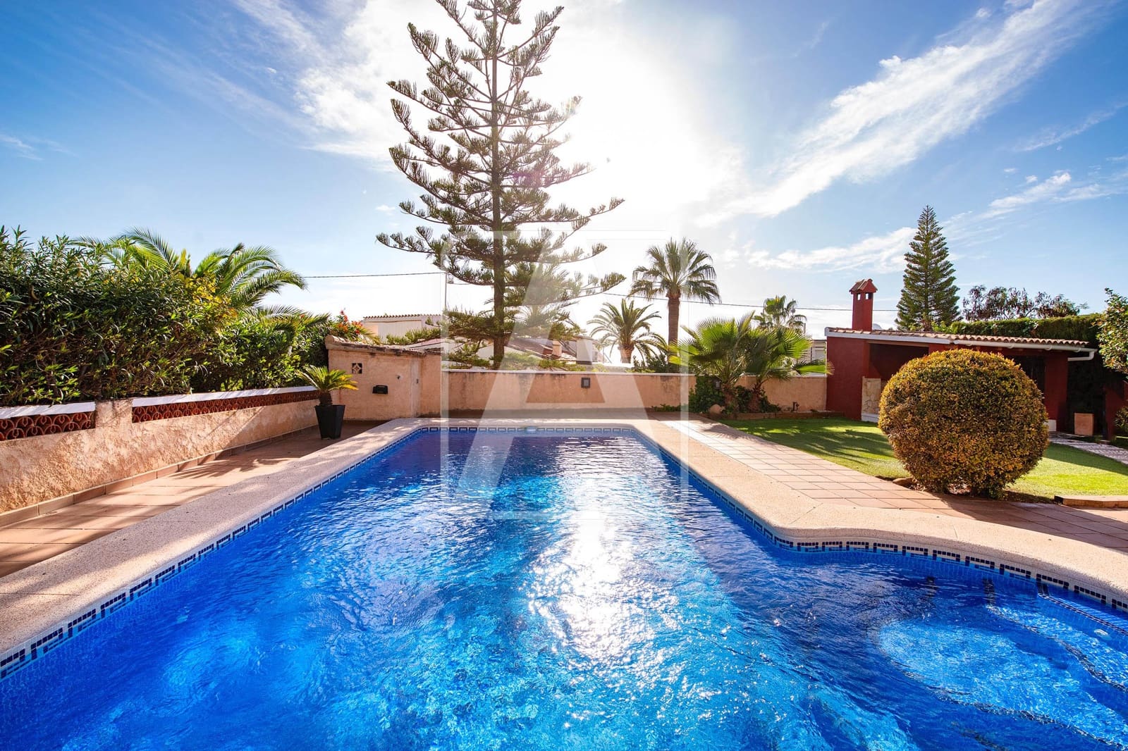 4 sypialnia Willa na sprzedaż w Calpe / Calp z basenem garażem - 575 000 € (Ref: 9374568)