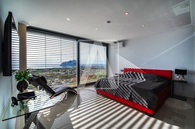 4 slaapkamer Villa te koop in Calpe / Calp met garage - € 3.995.000 (Ref: 9380758)