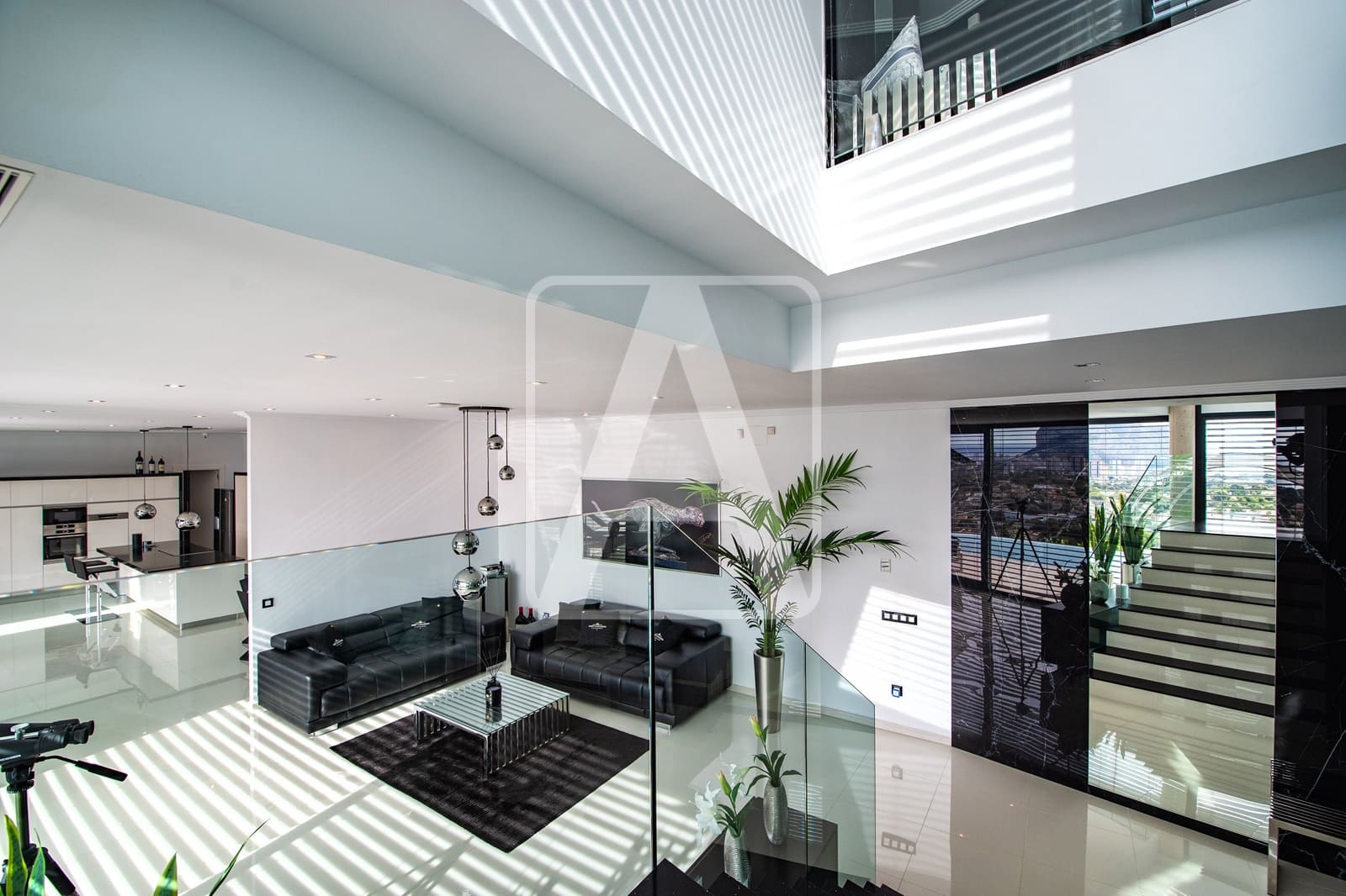 4 bedroom Villa for sale in Calpe / Calp with garage - € 3,995,000 (Ref: 9380758)