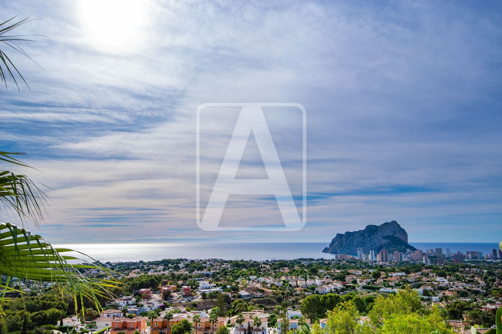 4 bedroom Villa for sale in Calpe / Calp with garage - € 3,995,000 (Ref: 9380758)