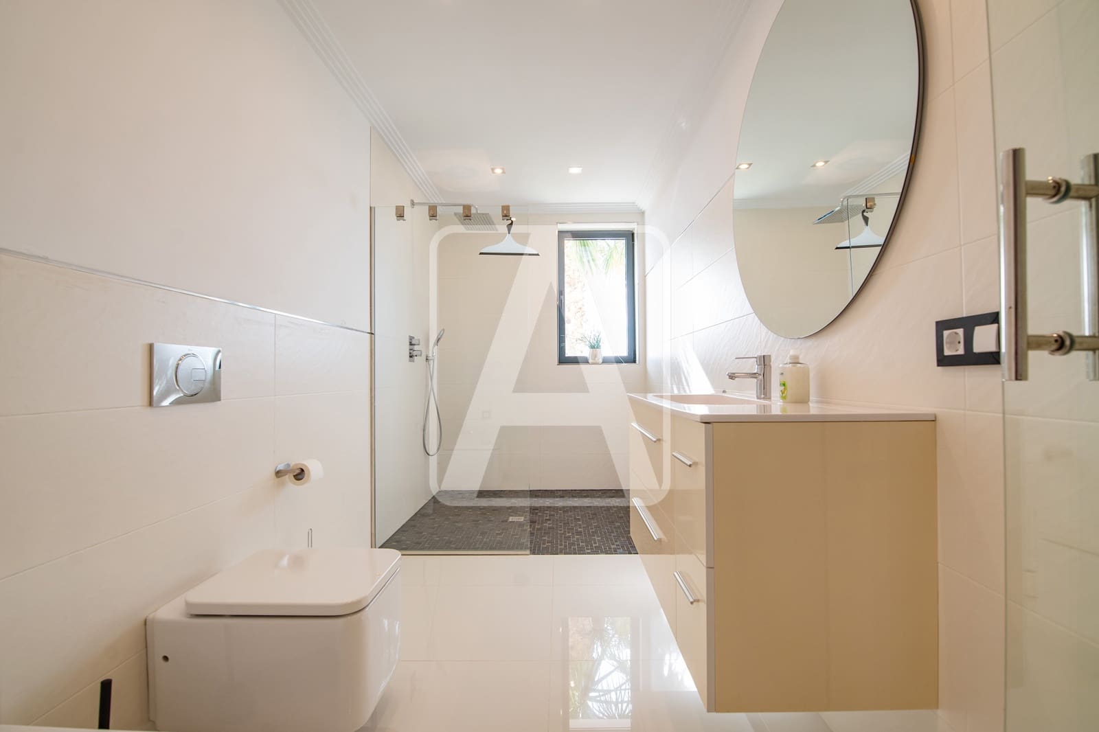 4 soveværelse Villa til salg i Calpe / Calp med garage - € 3.995.000 (Ref: 9380758)