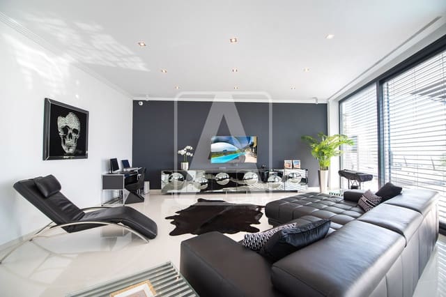 4 soveværelse Villa til salg i Calpe / Calp med garage - € 3.995.000 (Ref: 9380758)