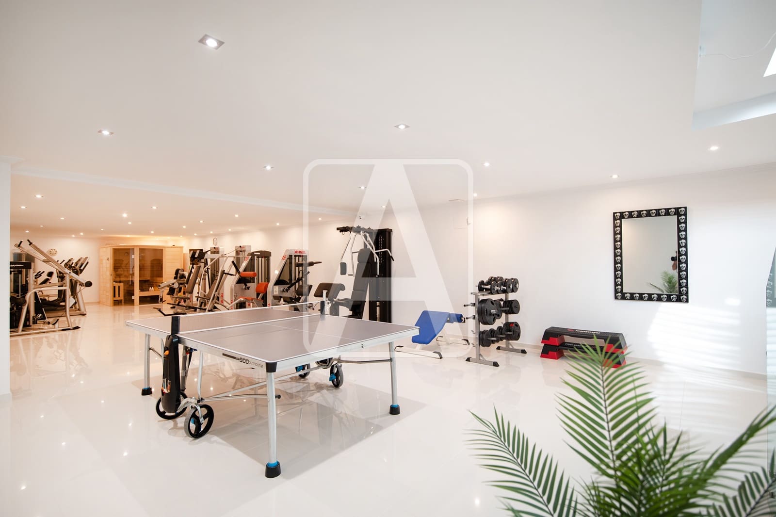 4 soveværelse Villa til salg i Calpe / Calp med garage - € 3.995.000 (Ref: 9380758)