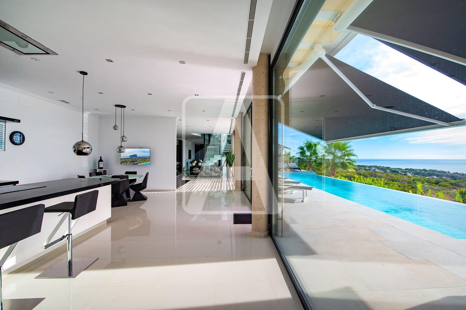 4 soveværelse Villa til salg i Calpe / Calp med garage - € 3.995.000 (Ref: 9380758)