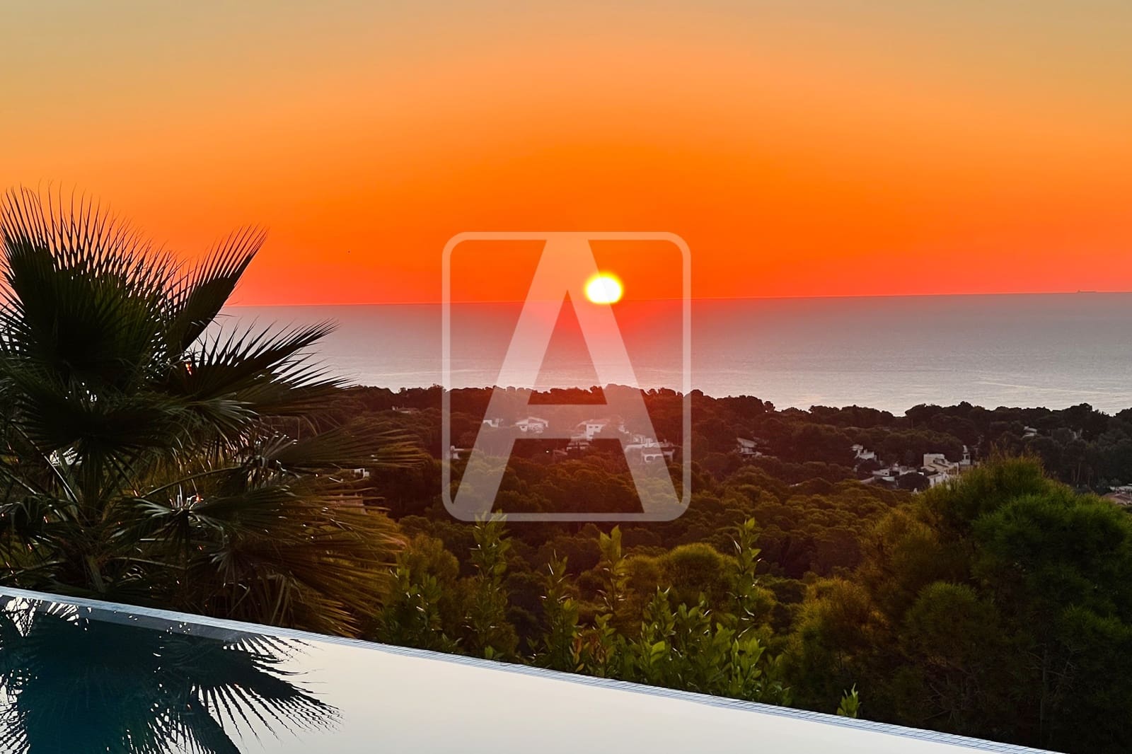 4 soveværelse Villa til salg i Calpe / Calp med garage - € 3.995.000 (Ref: 9380758)