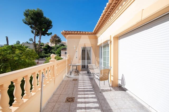 4 Zimmer Villa zu verkaufen in Benissa mit Pool Garage - 850.000 € (Ref: 9380759)