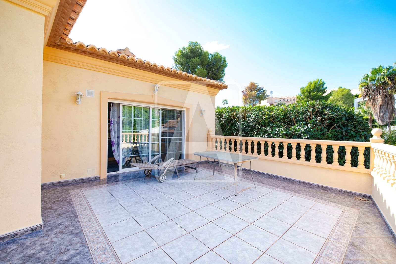 4 Zimmer Villa zu verkaufen in Benissa mit Pool Garage - 850.000 € (Ref: 9380759)