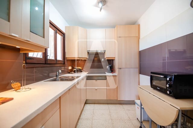 4 bedroom Villa for sale in Moraira, Teulada-Moraira with pool garage - € 825,000 (Ref: 9380761)