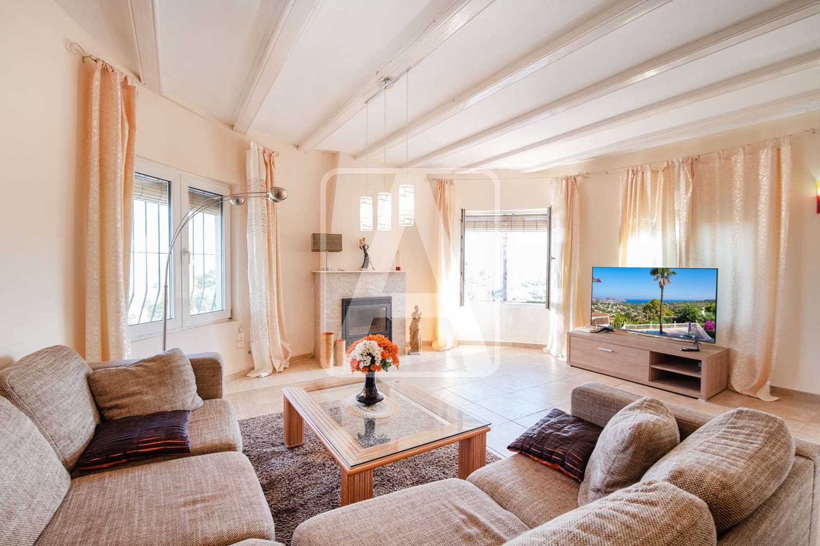 4 bedroom Villa for sale in Moraira with pool garage - € 825,000 (Ref: 9380761)