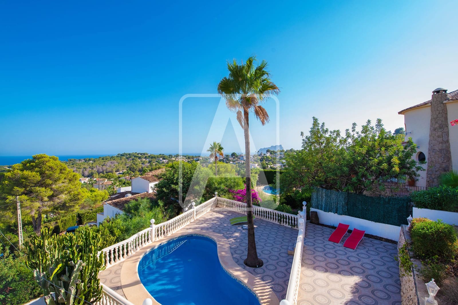 4 bedroom Villa for sale in Moraira with pool garage - € 825,000 (Ref: 9380761)