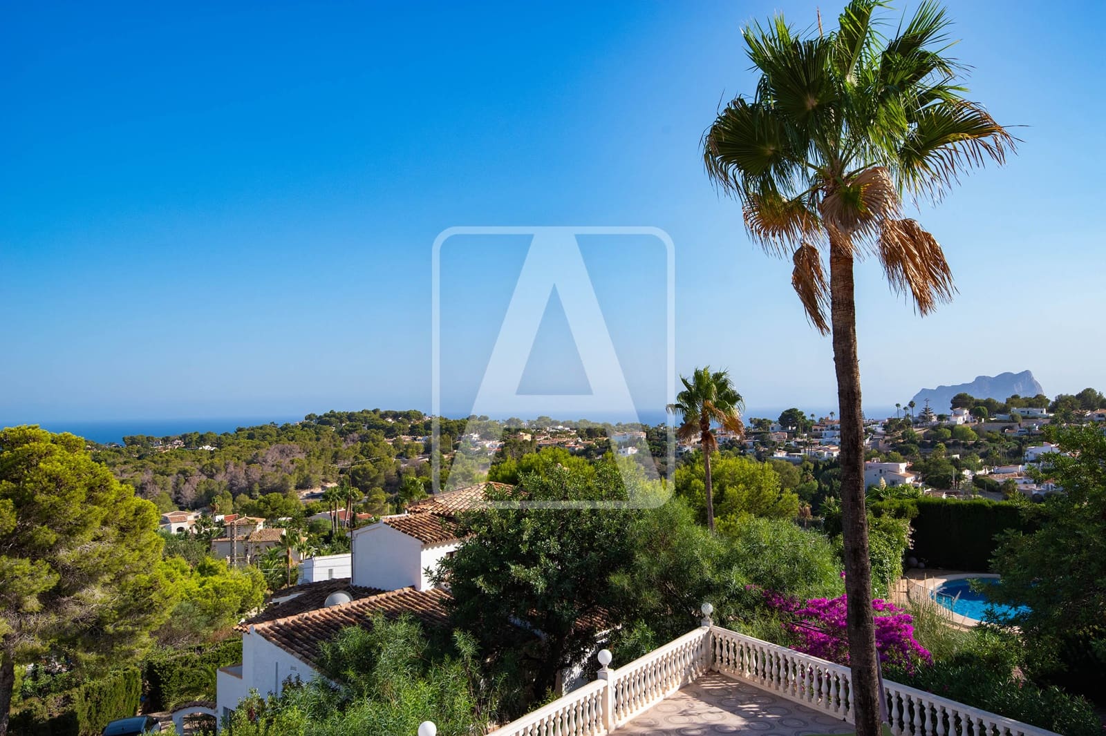4 bedroom Villa for sale in Moraira with pool garage - € 825,000 (Ref: 9380761)