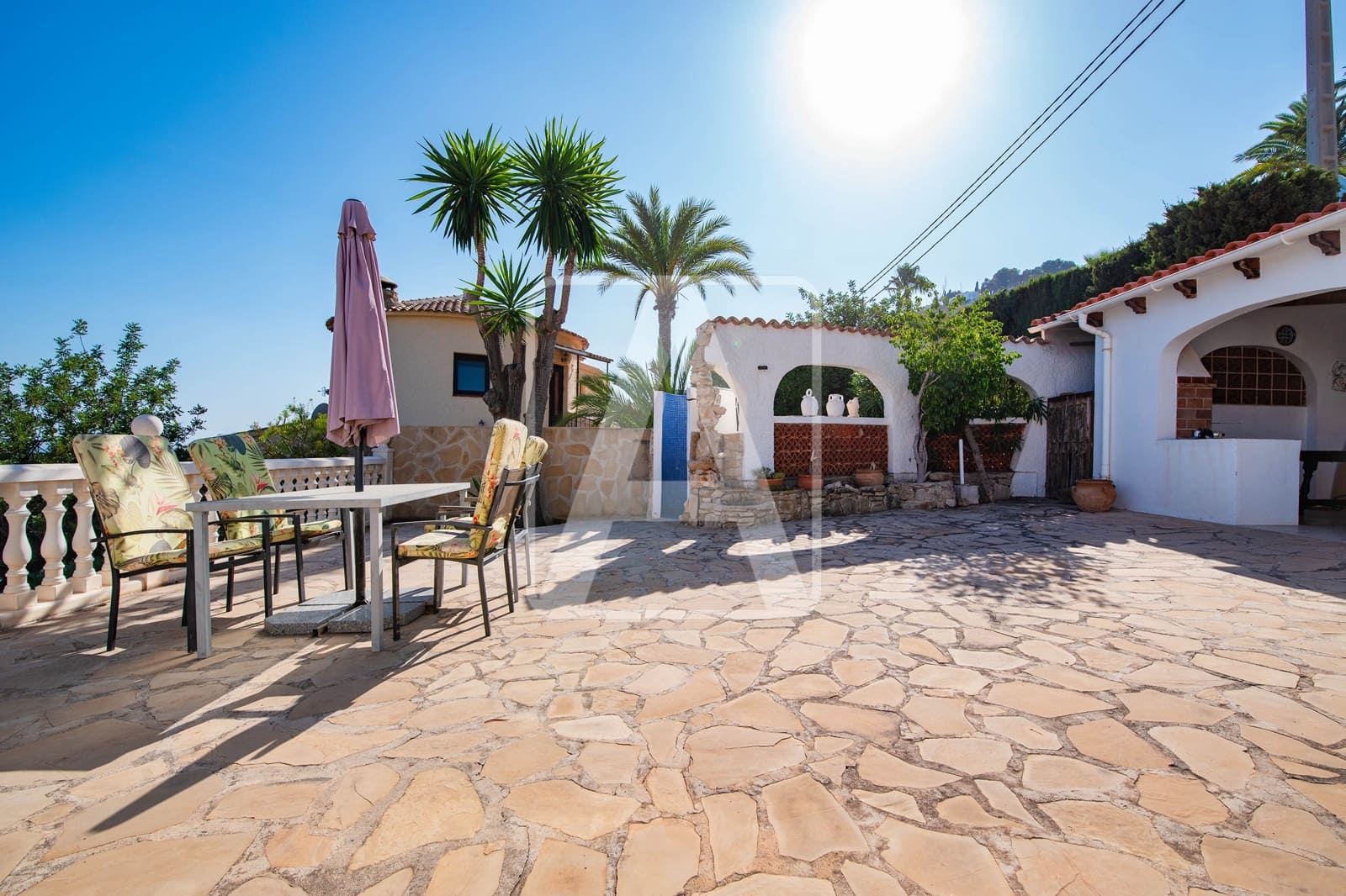 4 bedroom Villa for sale in Moraira with pool garage - € 825,000 (Ref: 9380761)