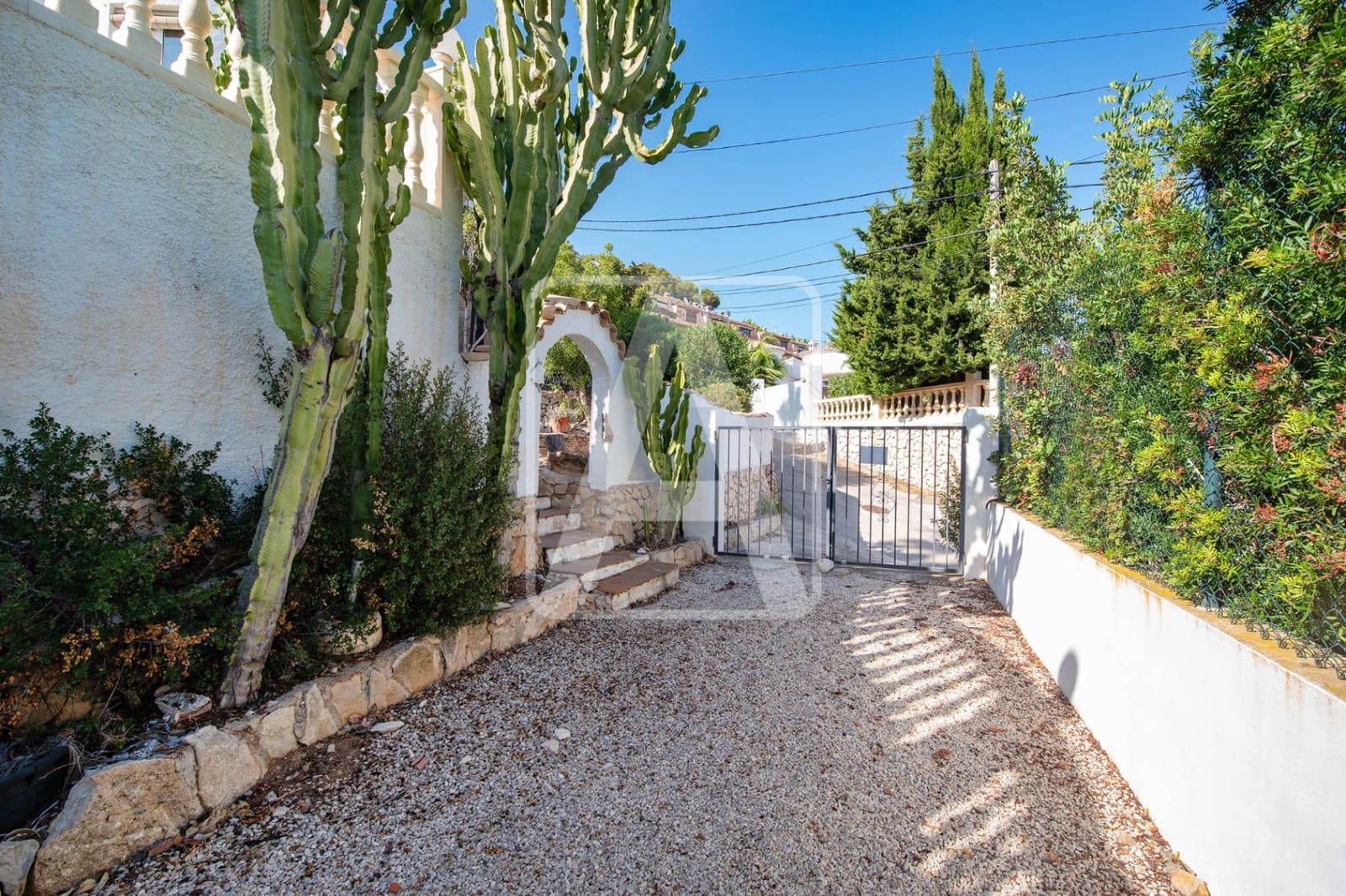 4 bedroom Villa for sale in Moraira with pool garage - € 825,000 (Ref: 9380761)