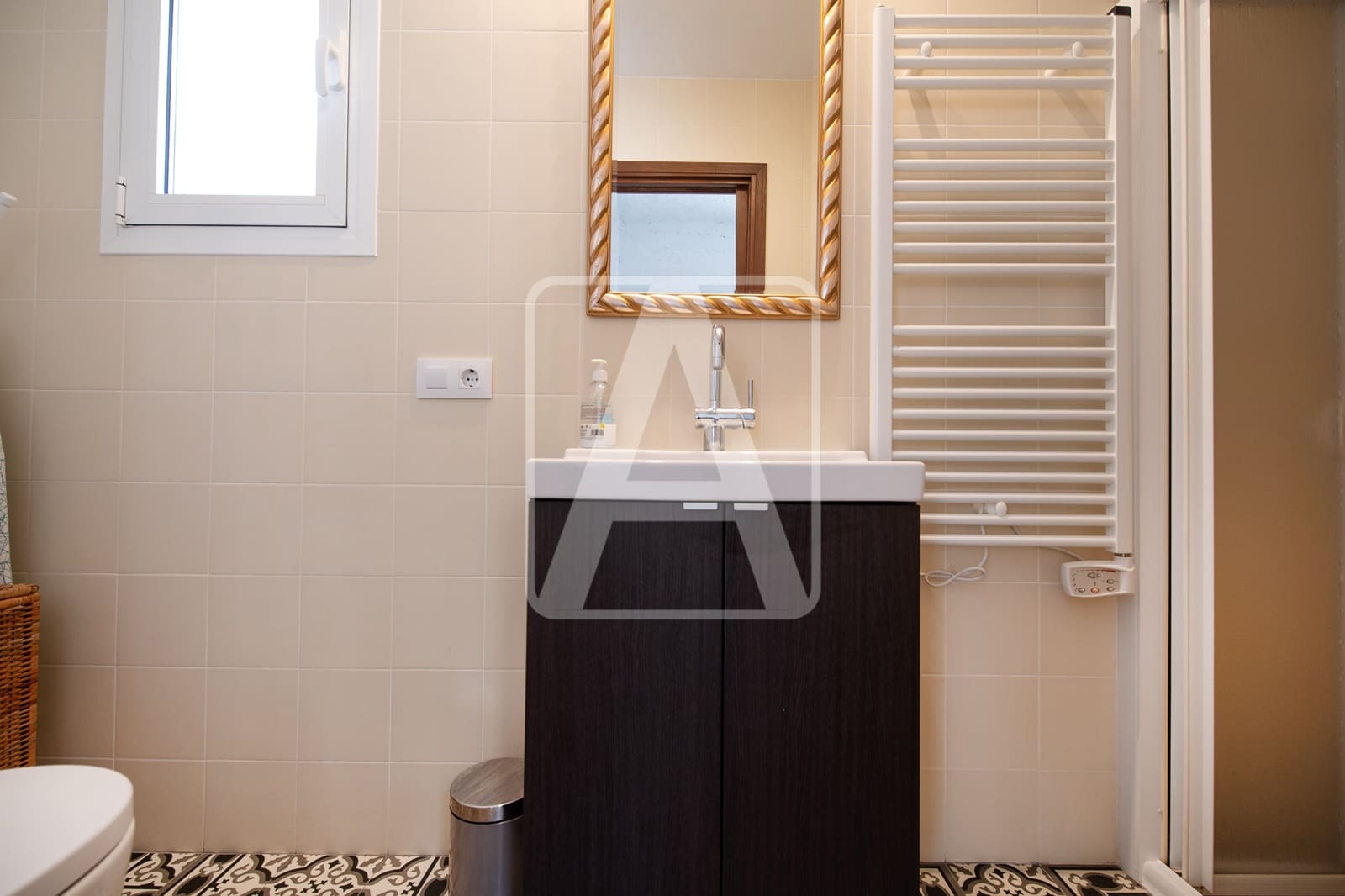 5 bedroom Villa for sale in Benissa with pool garage - € 650,000 (Ref: 9389852)