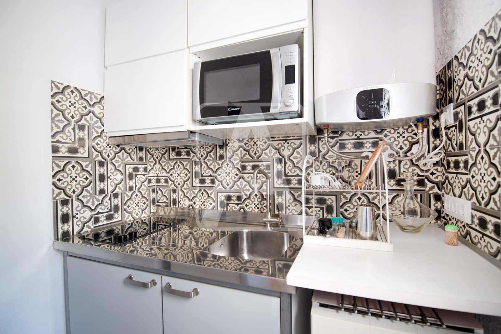 5 bedroom Villa for sale in Benissa with pool garage - € 650,000 (Ref: 9389852)