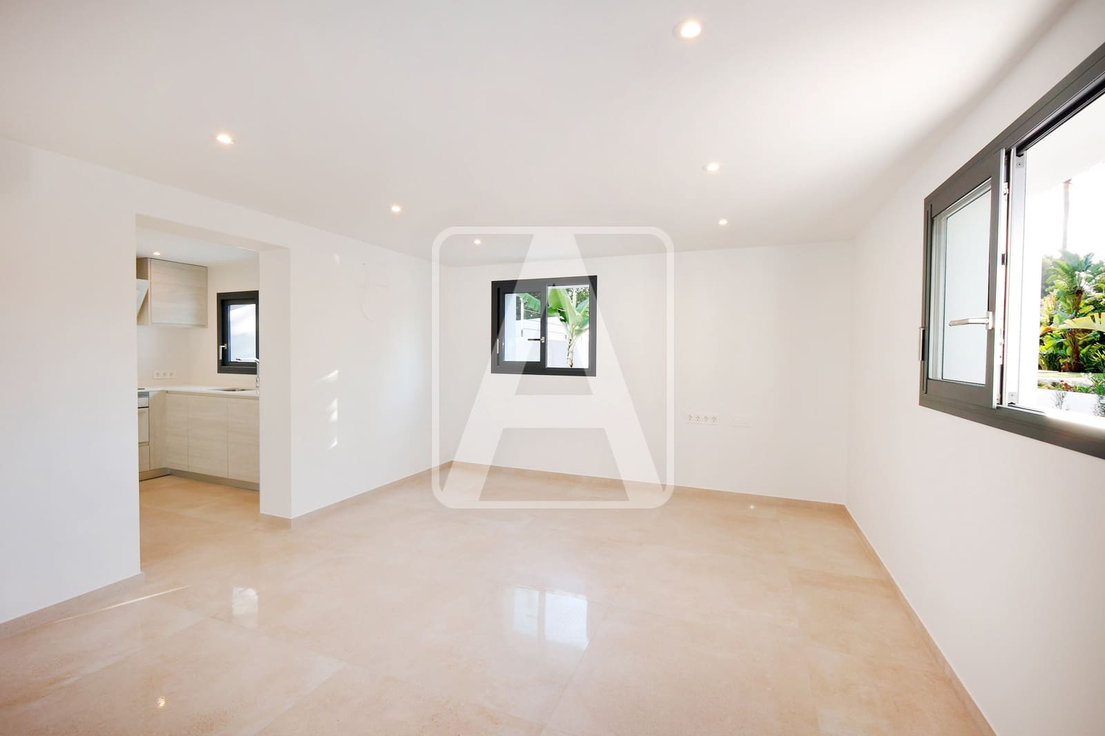 4 slaapkamer Villa te koop in Calpe / Calp met zwembad garage - € 840.000 (Ref: 9389853)