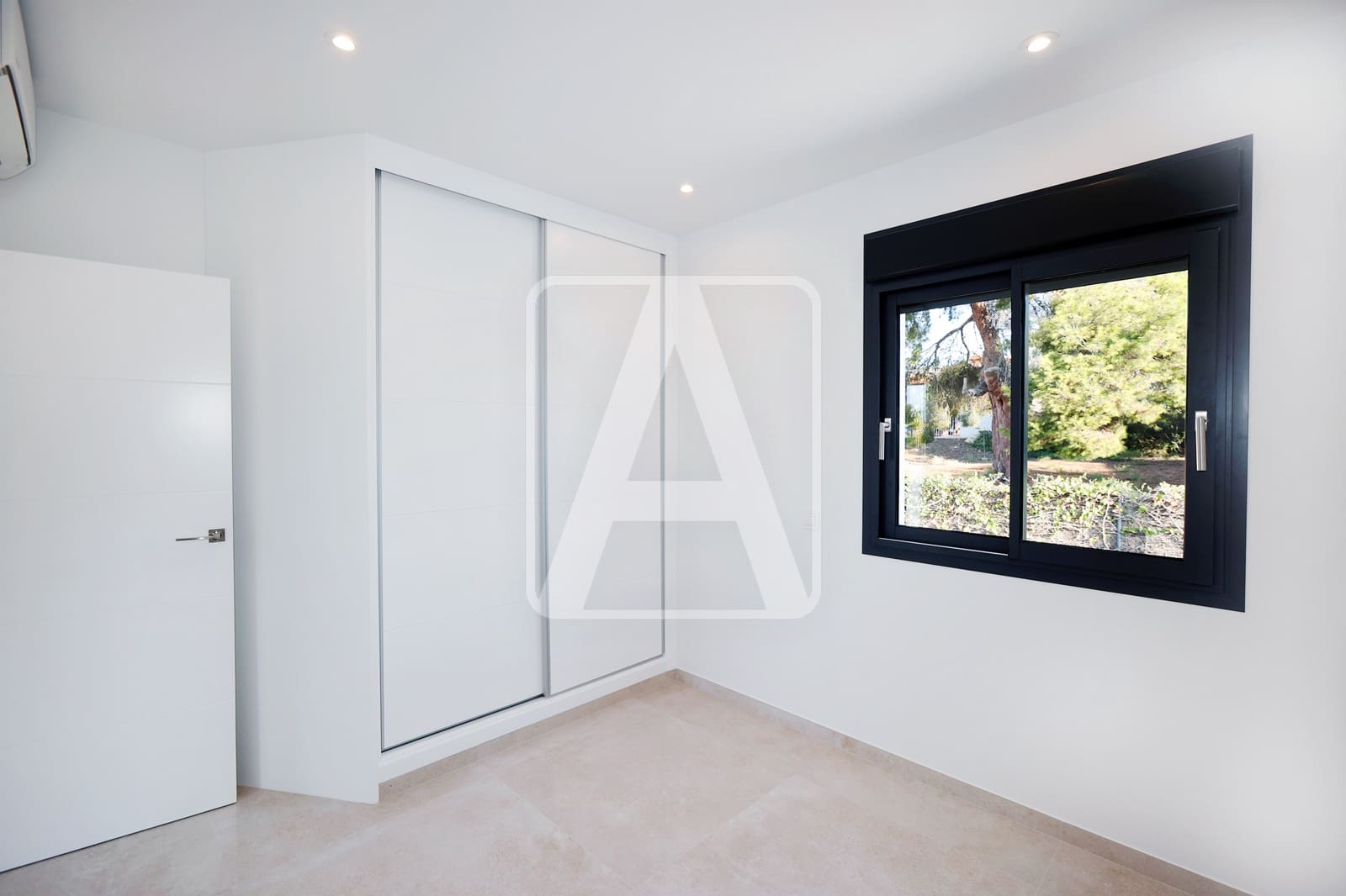 4 slaapkamer Villa te koop in Calpe / Calp met zwembad garage - € 840.000 (Ref: 9389853)