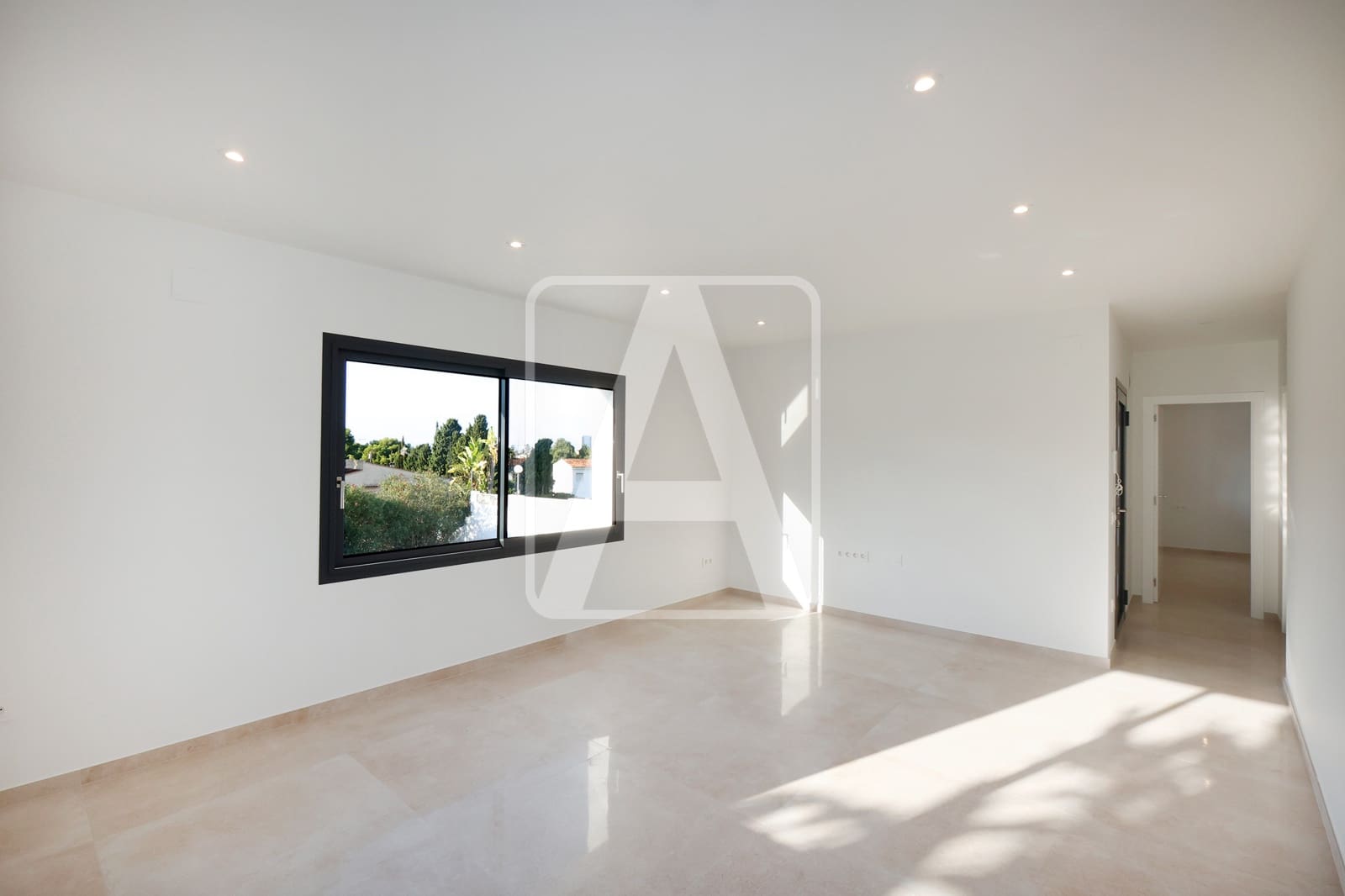 4 slaapkamer Villa te koop in Calpe / Calp met zwembad garage - € 840.000 (Ref: 9389853)