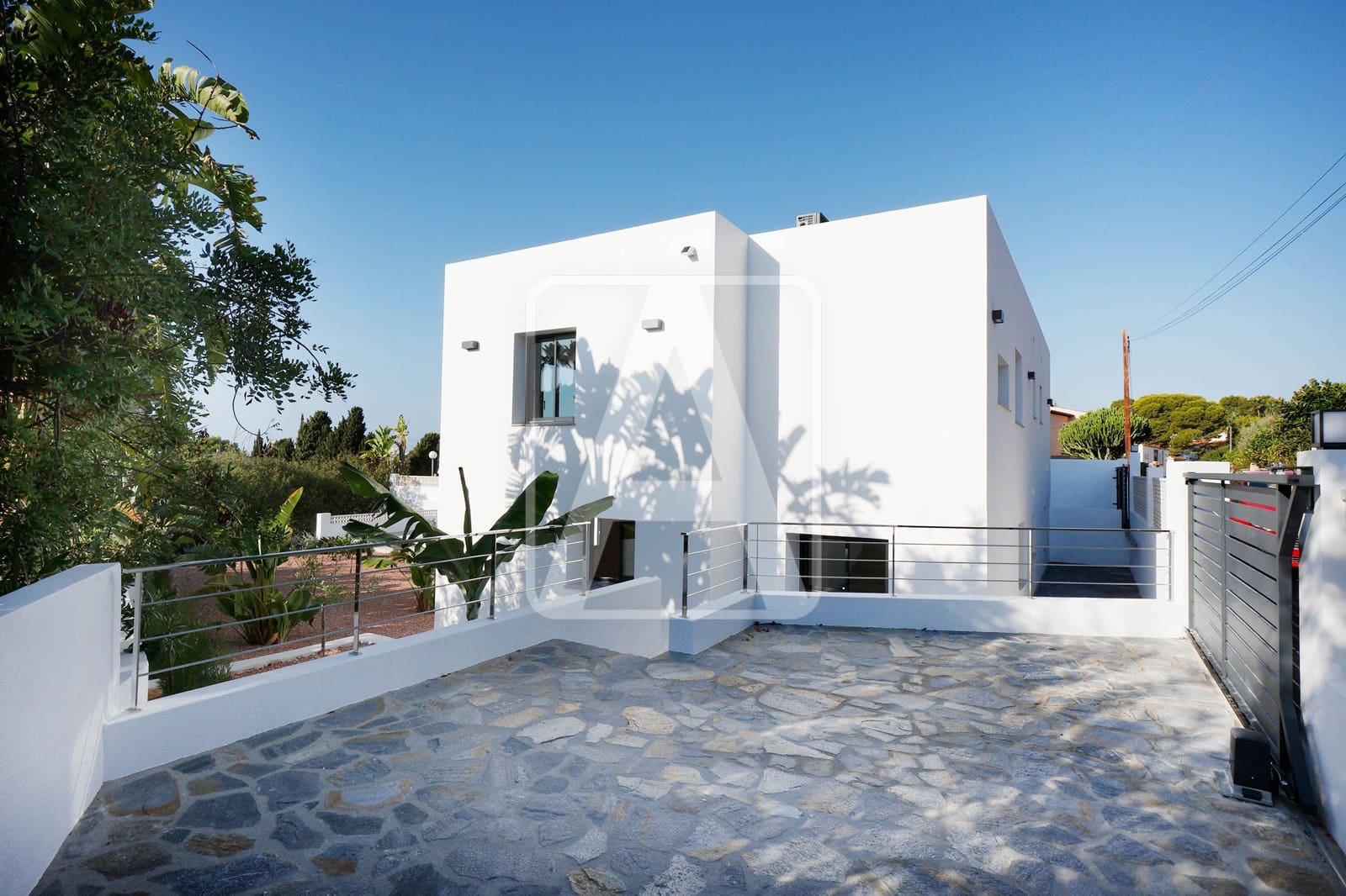 4 slaapkamer Villa te koop in Calpe / Calp met zwembad garage - € 840.000 (Ref: 9389853)