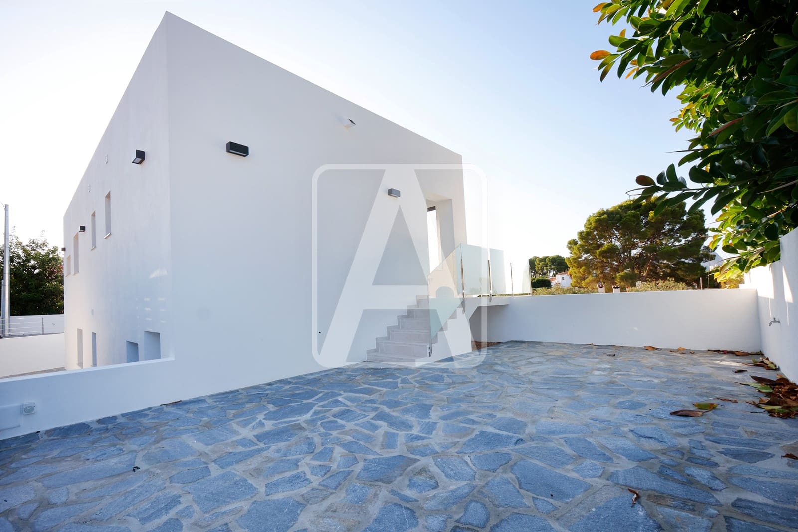 4 slaapkamer Villa te koop in Calpe / Calp met zwembad garage - € 840.000 (Ref: 9389853)