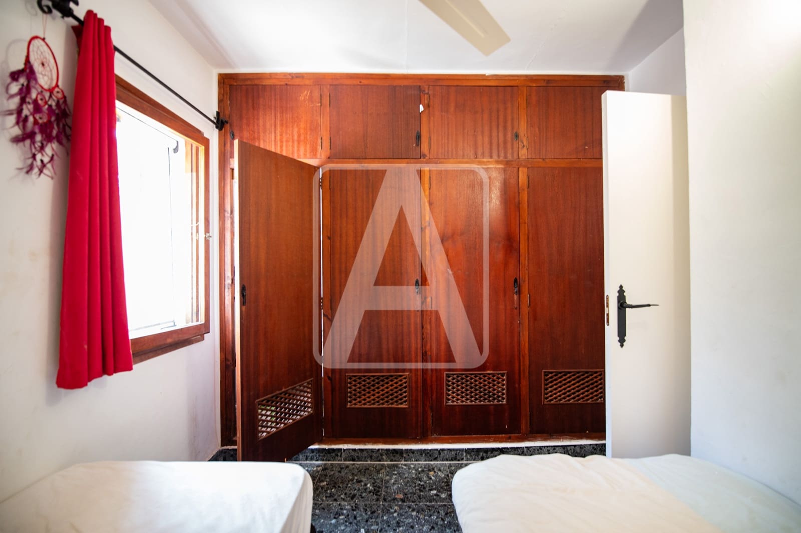 4 quarto Moradia para venda em Benissa com garagem - 650 000 € (Ref: 9412777)