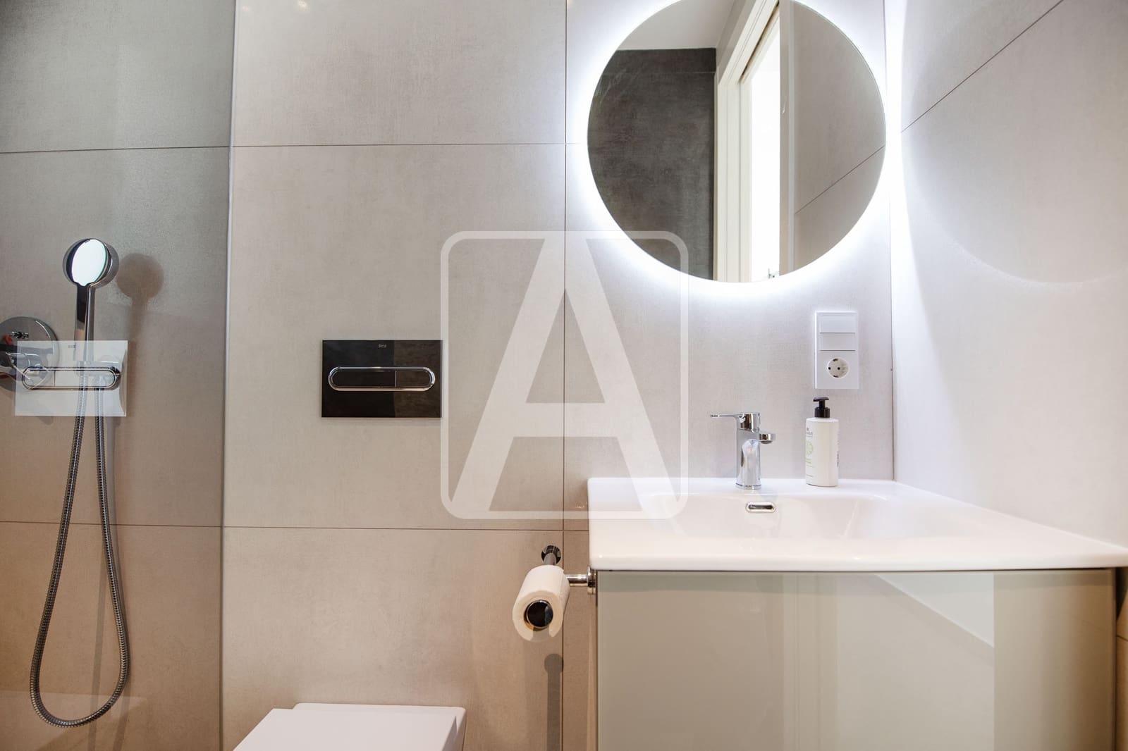 5 makuuhuone Huvila myytävänä paikassa Benissa mukana 
autotalli - 5 000 000 € (Ref: 9412789)