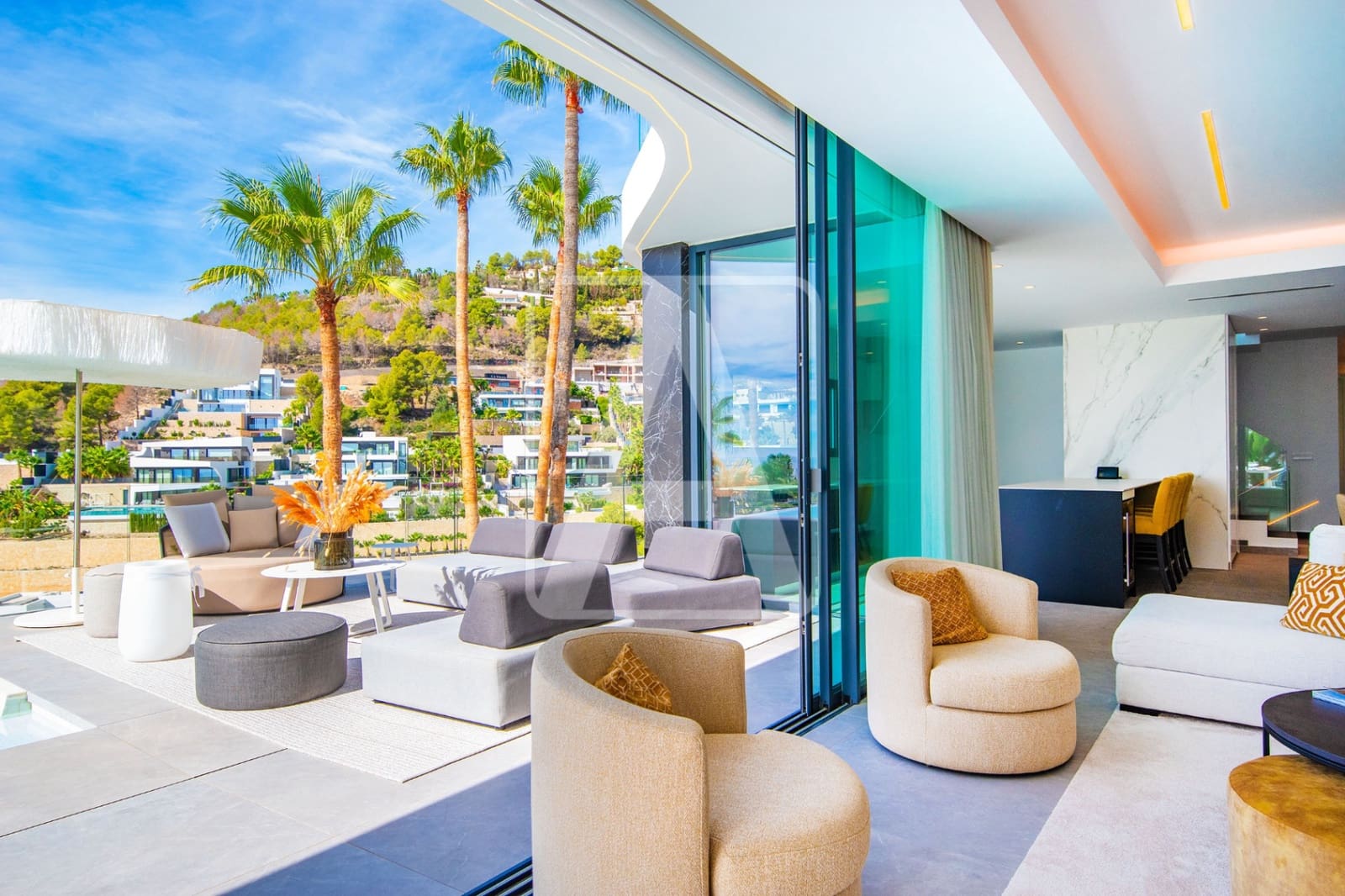 5 makuuhuone Huvila myytävänä paikassa Benissa mukana 
autotalli - 5 000 000 € (Ref: 9412789)