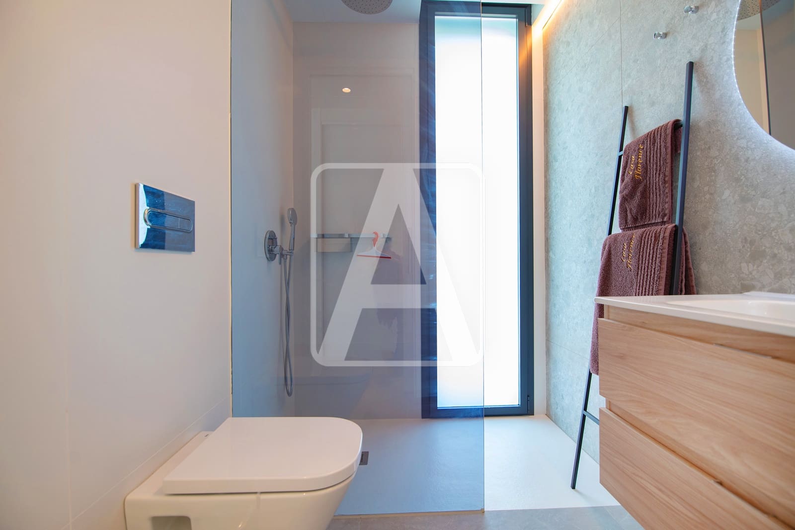 5 makuuhuone Huvila myytävänä paikassa Benissa mukana 
autotalli - 5 000 000 € (Ref: 9412789)