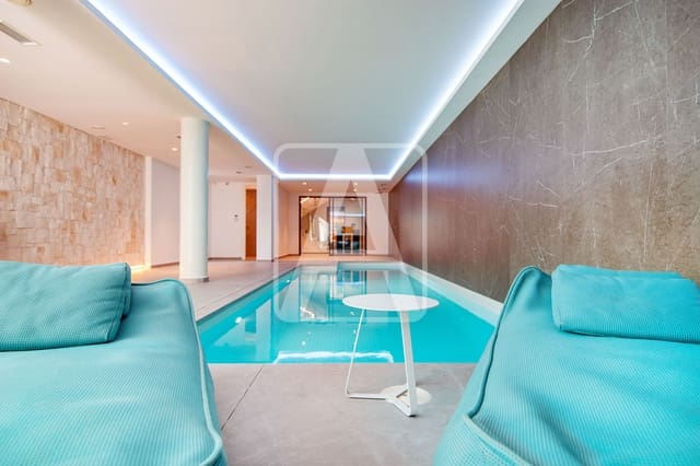 5 makuuhuone Huvila myytävänä paikassa Benissa mukana 
autotalli - 5 000 000 € (Ref: 9412789)