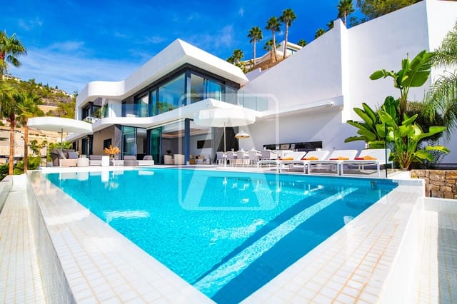 5 makuuhuone Huvila myytävänä paikassa Benissa mukana 
autotalli - 5 000 000 € (Ref: 9412789)