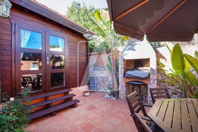 4 soverom Villa til salgs i Benissa med svømmebasseng - € 595 000 (Ref: 9414851)