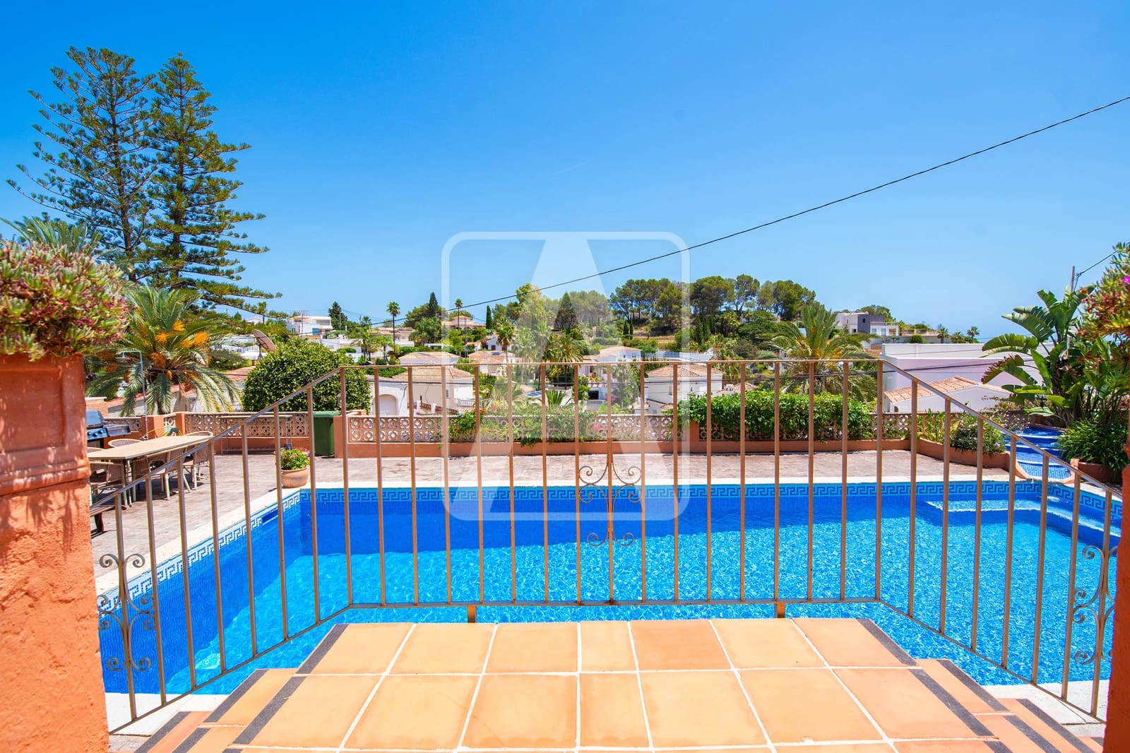 3 bedroom Villa for sale in Benissa with pool - € 565,000 (Ref: 9414851)