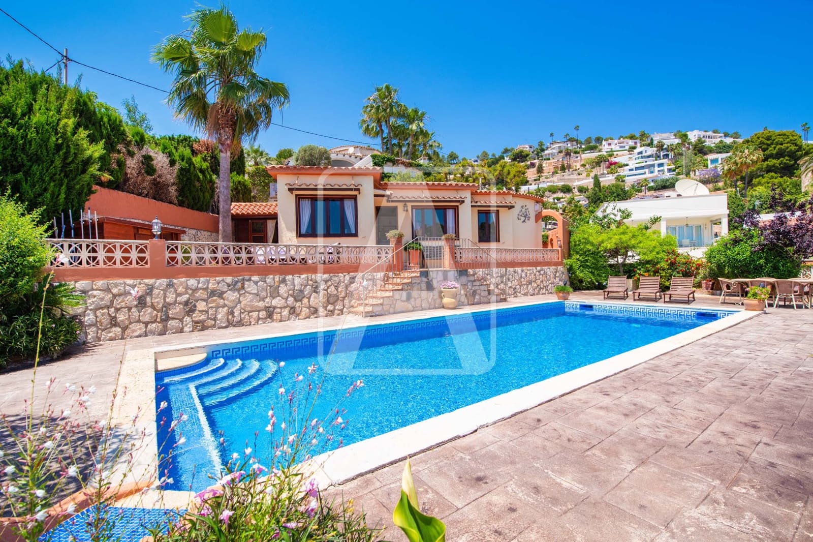 3 bedroom Villa for sale in Benissa with pool - € 565,000 (Ref: 9414851)