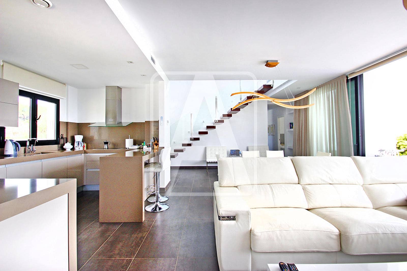 Chalet de 5 habitaciones en Calpe / Calp en venta con piscina garaje - 1.800.000 € (Ref: 9415311)