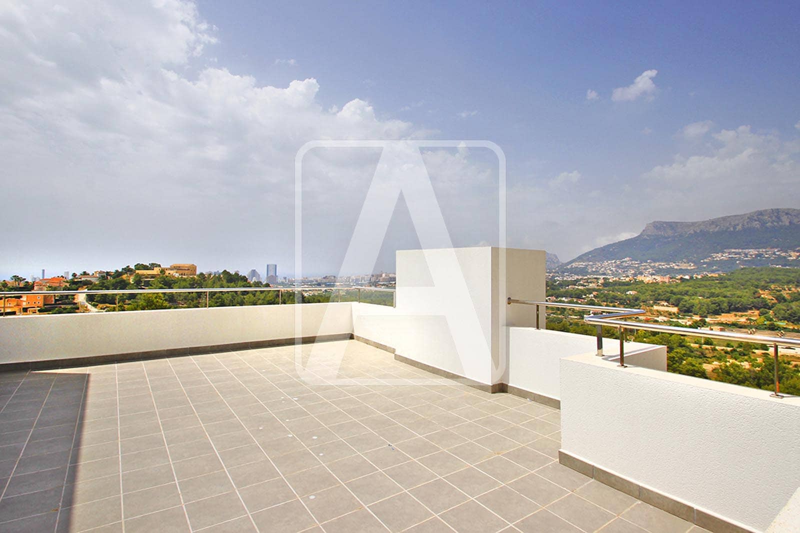 Chalet de 5 habitaciones en Calpe / Calp en venta con piscina garaje - 1.800.000 € (Ref: 9415311)