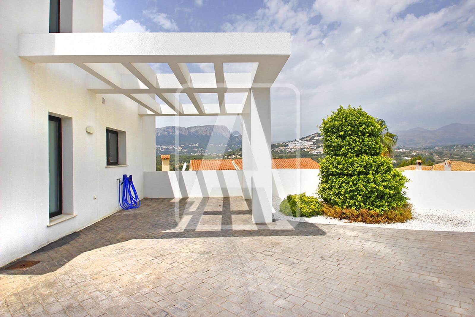 Chalet de 5 habitaciones en Calpe / Calp en venta con piscina garaje - 1.800.000 € (Ref: 9415311)