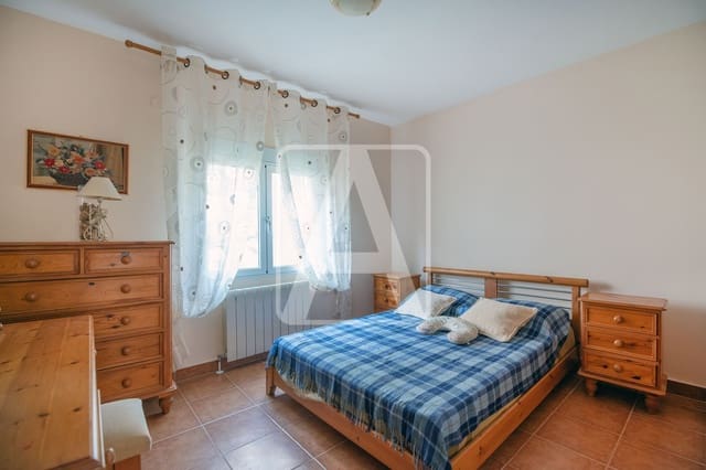 3 bedroom Villa for sale in Calpe / Calp with pool garage - € 470,000 (Ref: 9427900)