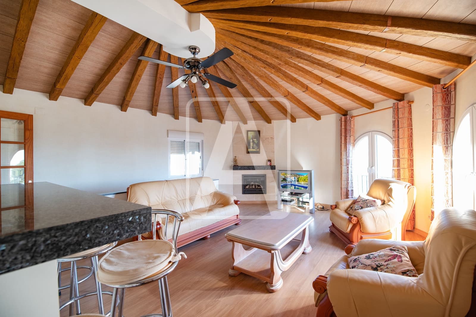 3 bedroom Villa for sale in Calpe / Calp with pool garage - € 470,000 (Ref: 9427900)