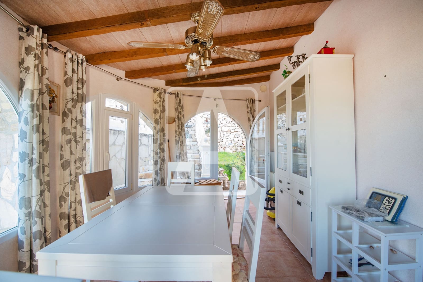 3 bedroom Villa for sale in Calpe / Calp with pool garage - € 470,000 (Ref: 9427900)