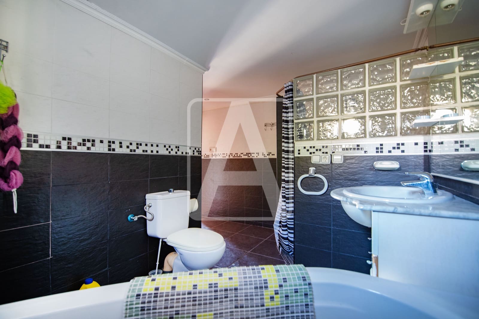 3 bedroom Villa for sale in Calpe / Calp with pool garage - € 470,000 (Ref: 9427900)