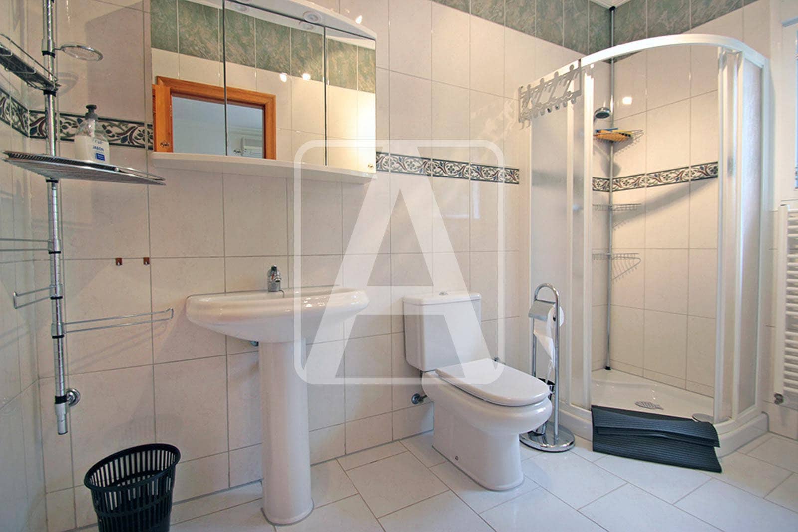 5 Zimmer Villa zu verkaufen in Calpe / Calp mit Pool Garage - 749.000 € (Ref: 9427901)