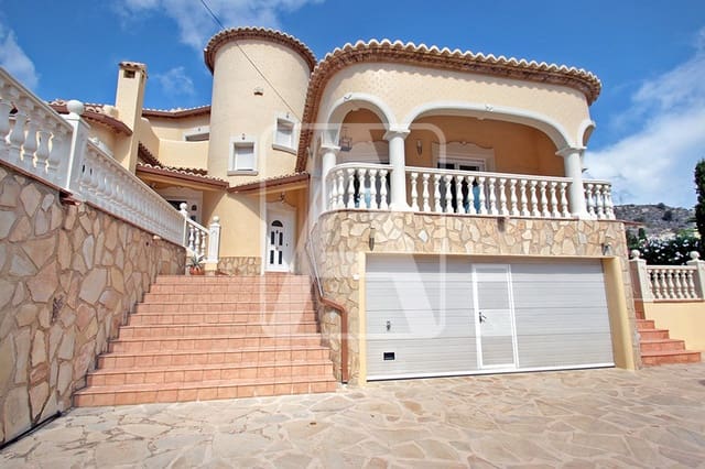 5 Zimmer Villa zu verkaufen in Calpe / Calp mit Pool Garage - 749.000 € (Ref: 9427901)