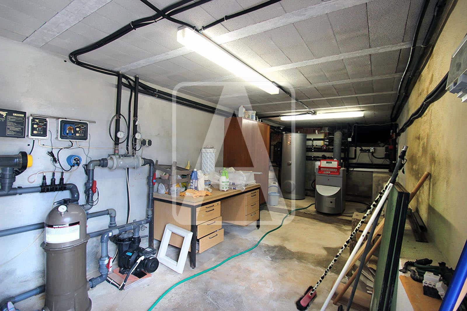 5 Zimmer Villa zu verkaufen in Calpe / Calp mit Pool Garage - 749.000 € (Ref: 9427901)